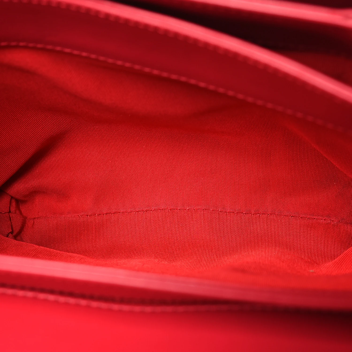 Calfskin Small Tramezzo Flap Red - Image 5