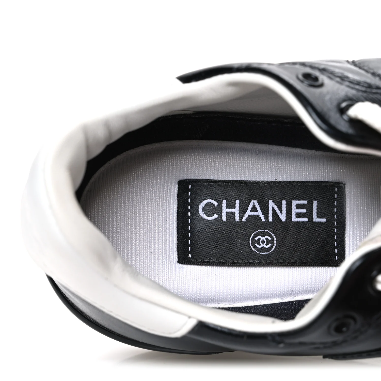 Calfskin Suede Quilted Womens Logo Sneakers 39 Black White - Image 10