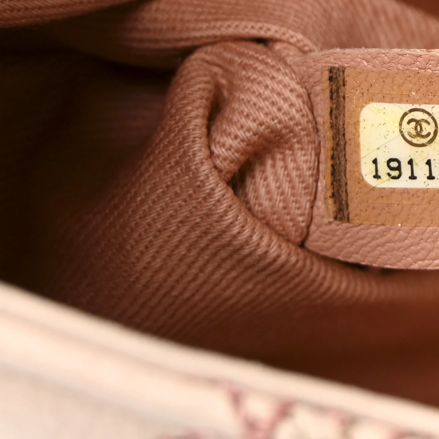 Calfskin Triple Stitch Medium Flap Pink - Image 7