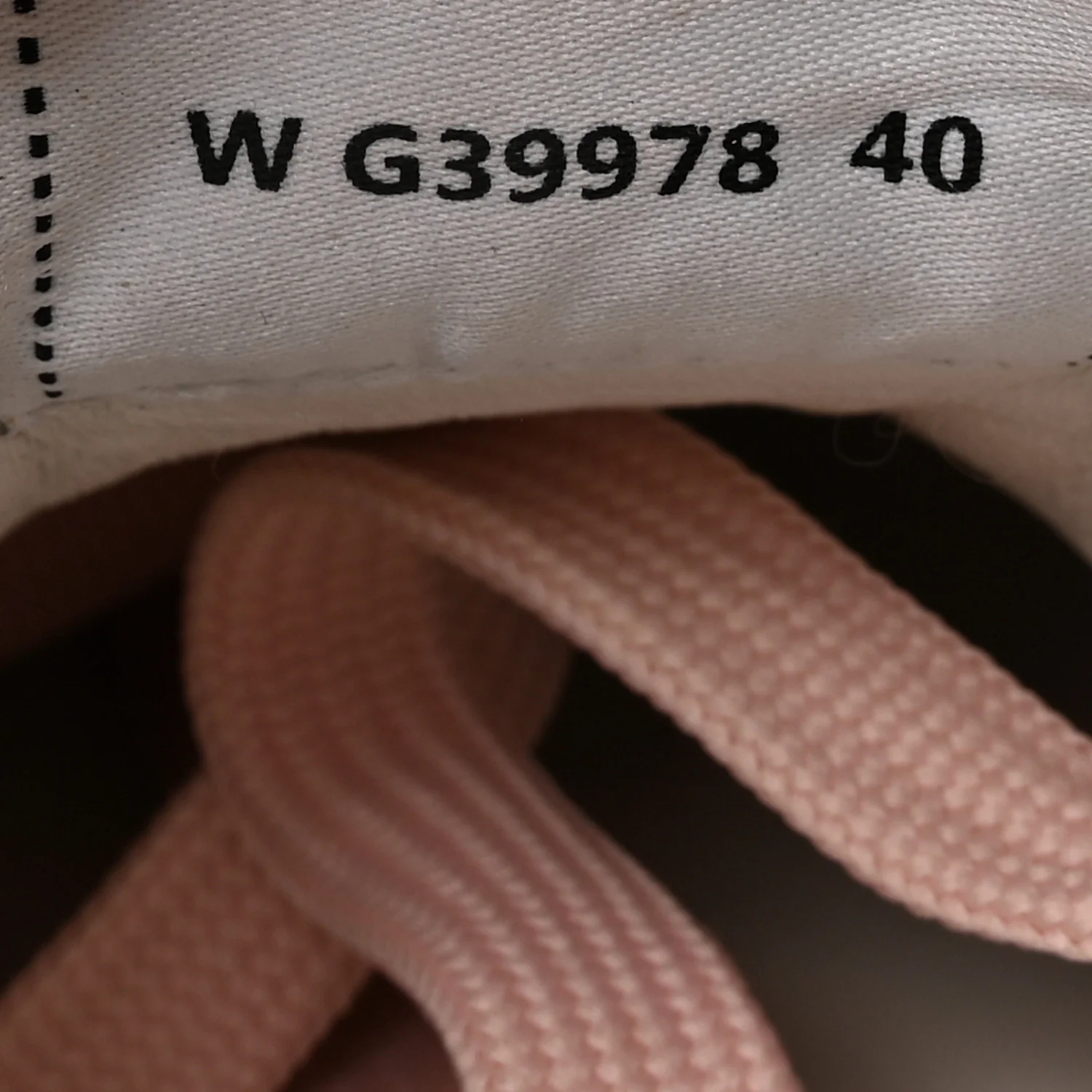 Calfskin Womens CC Sneakers 36 White Light Pink - Image 9