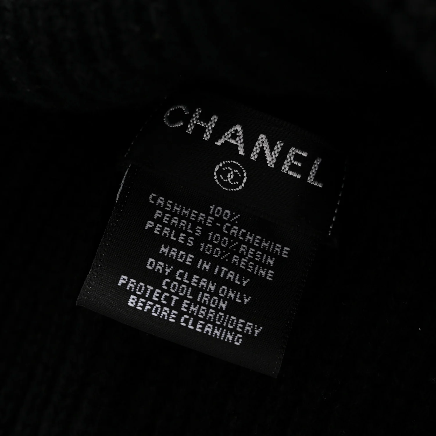 Cashmere Logo Beanie Hat Black White - Image 5