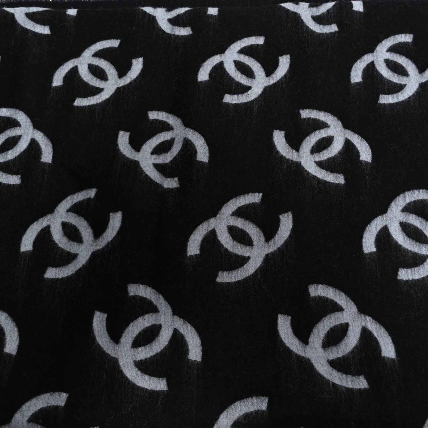Cashmere Silk Wool CC Stole Black Light Gray White - Image 7