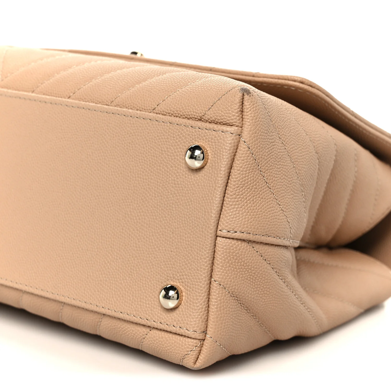 Caviar Chevron Quilted Small Coco Handle Flap Beige - Image 11