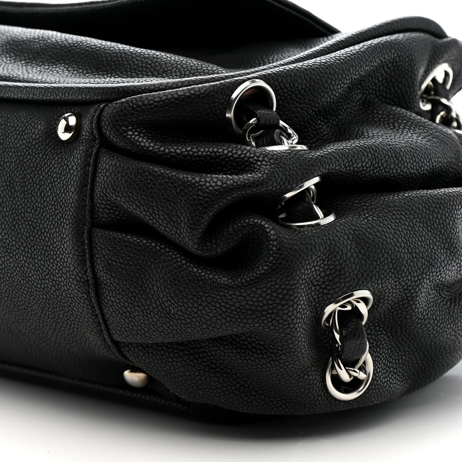 Caviar Diagonal Ligne Flap Black - Image 10