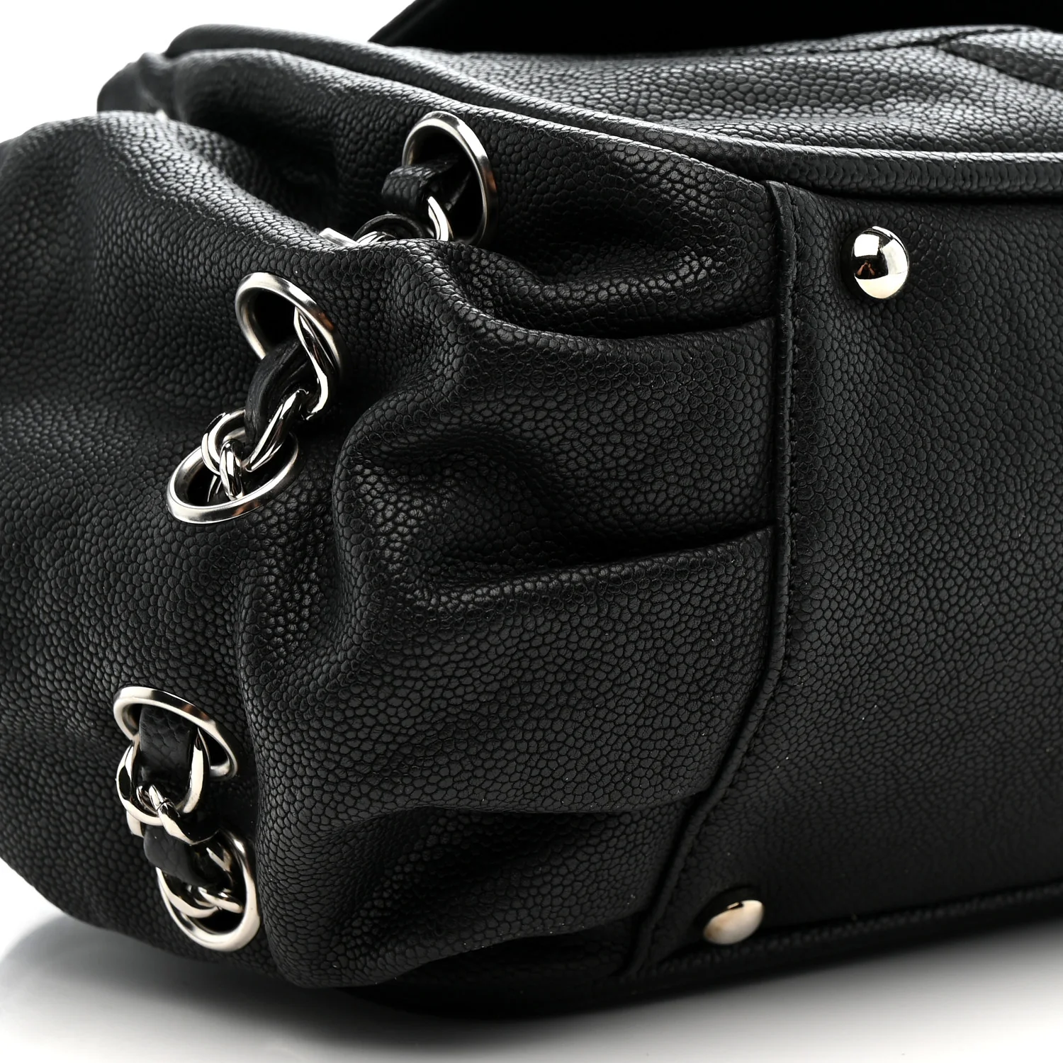 Caviar Diagonal Ligne Flap Black - Image 9