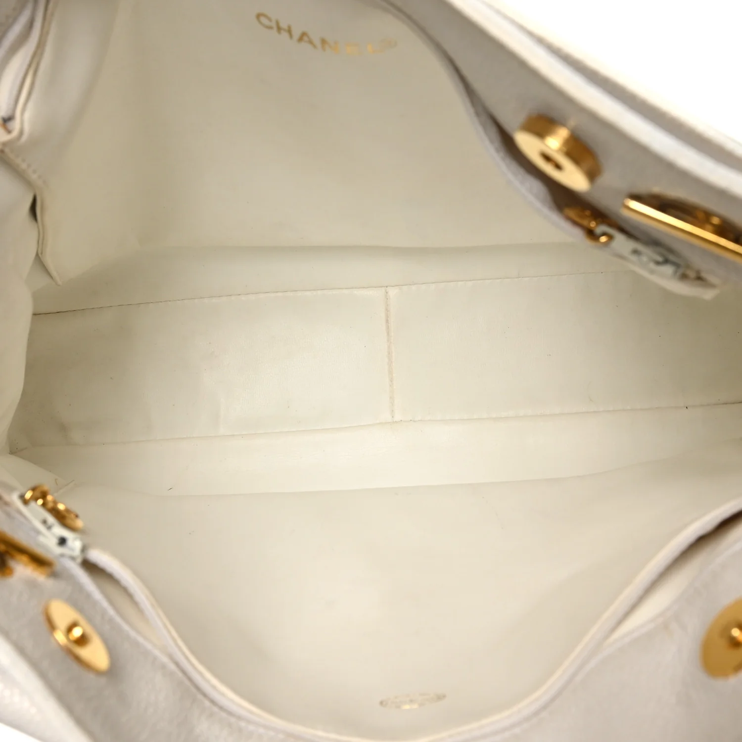 Caviar Flap Shoulder Bag White - Image 5