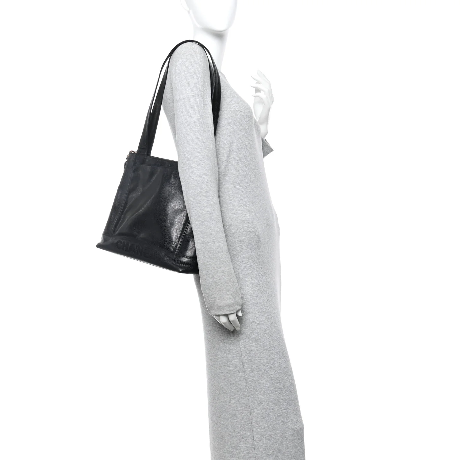 Caviar Logo Shoulder Bag Black - Image 2