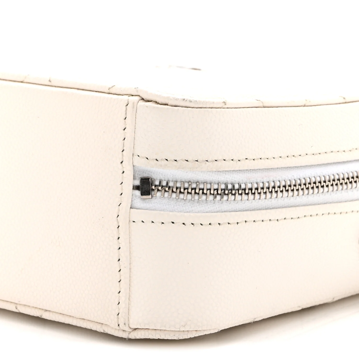 Caviar Quilted Camera Bag White - Image 10