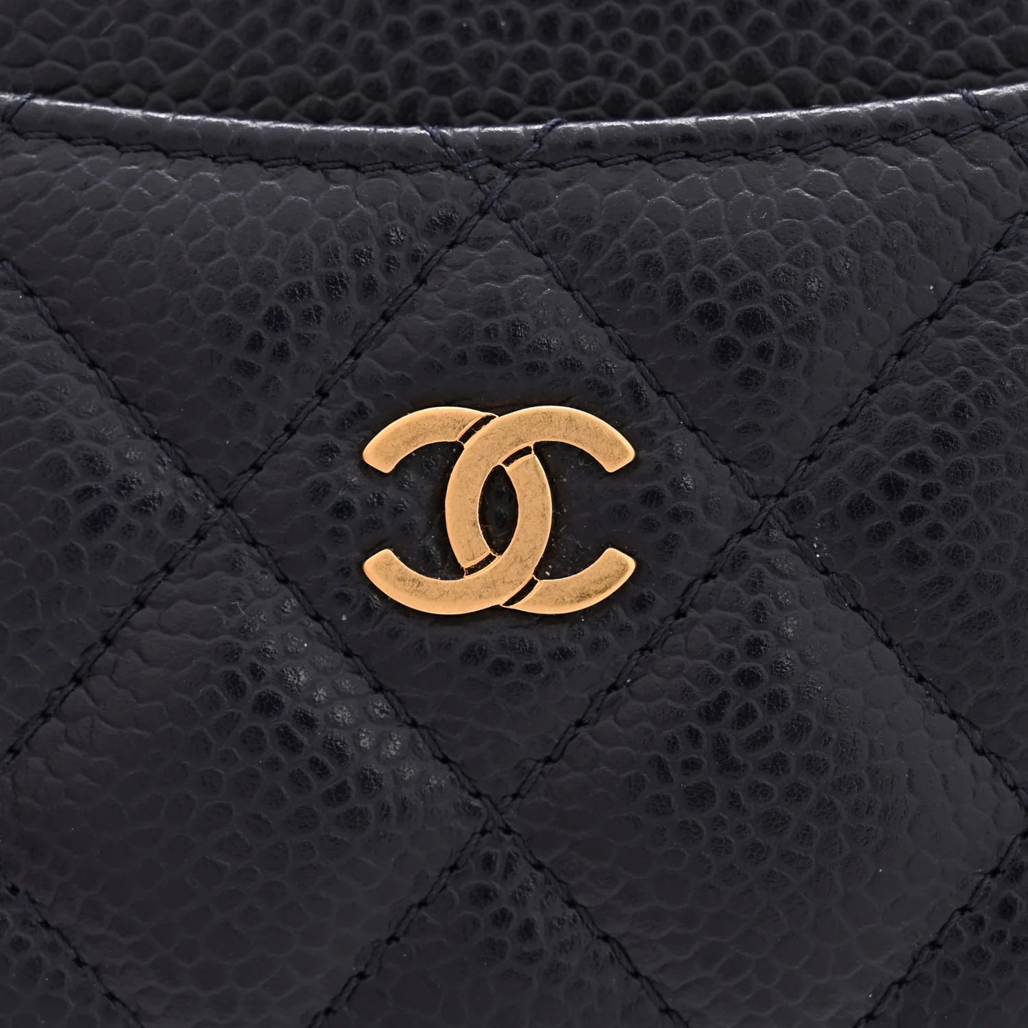 Caviar Quilted Card Holder Navy - Image 10