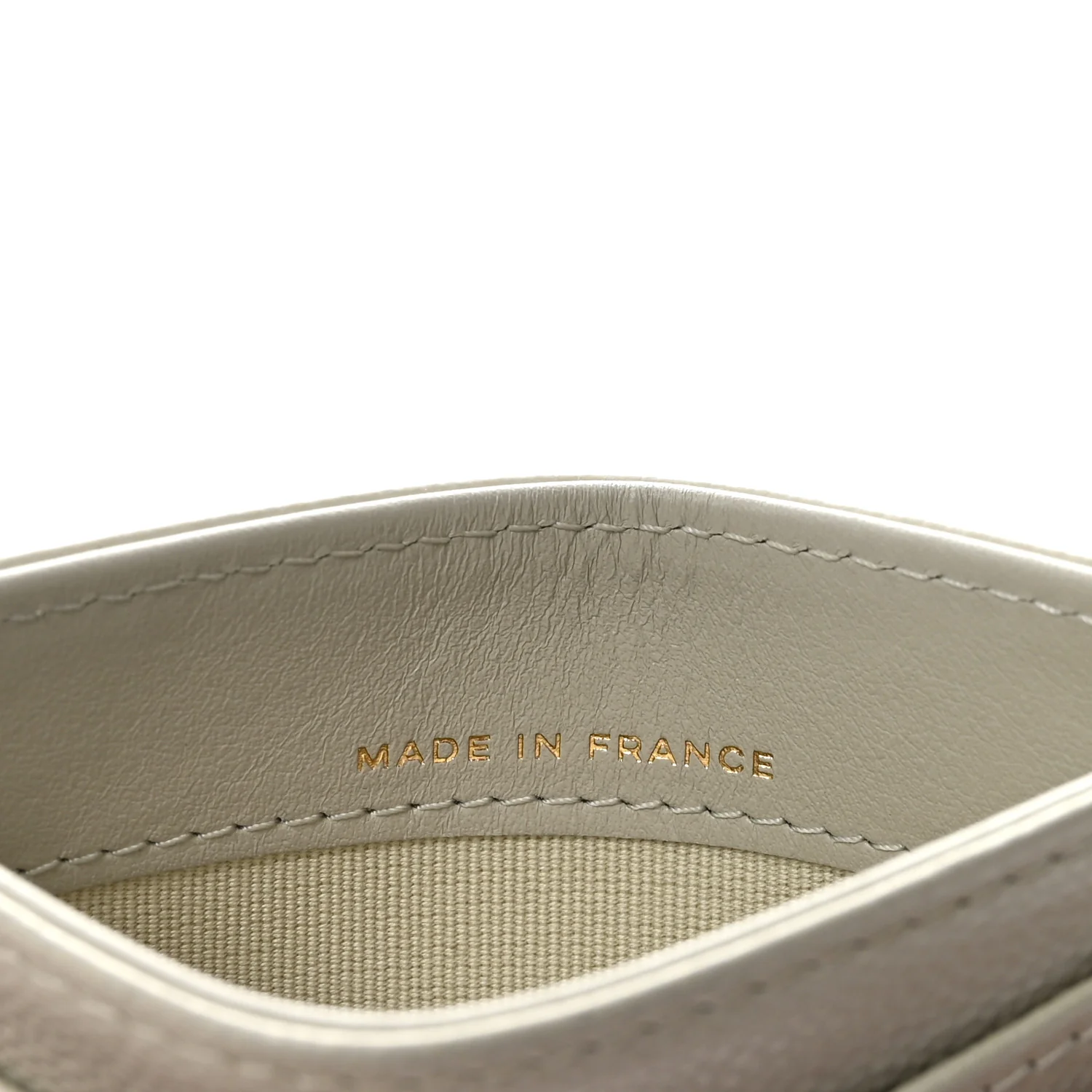 Caviar Quilted Card Holder White - Image 7