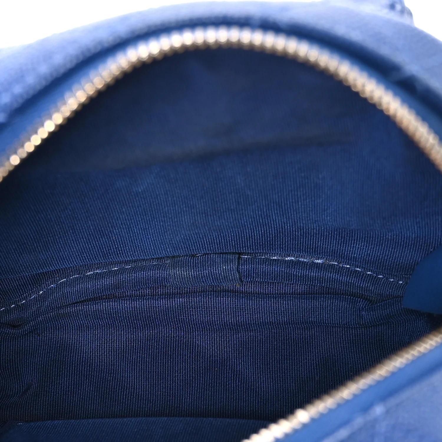 Caviar Quilted CC Day Camera Case Blue - Image 5