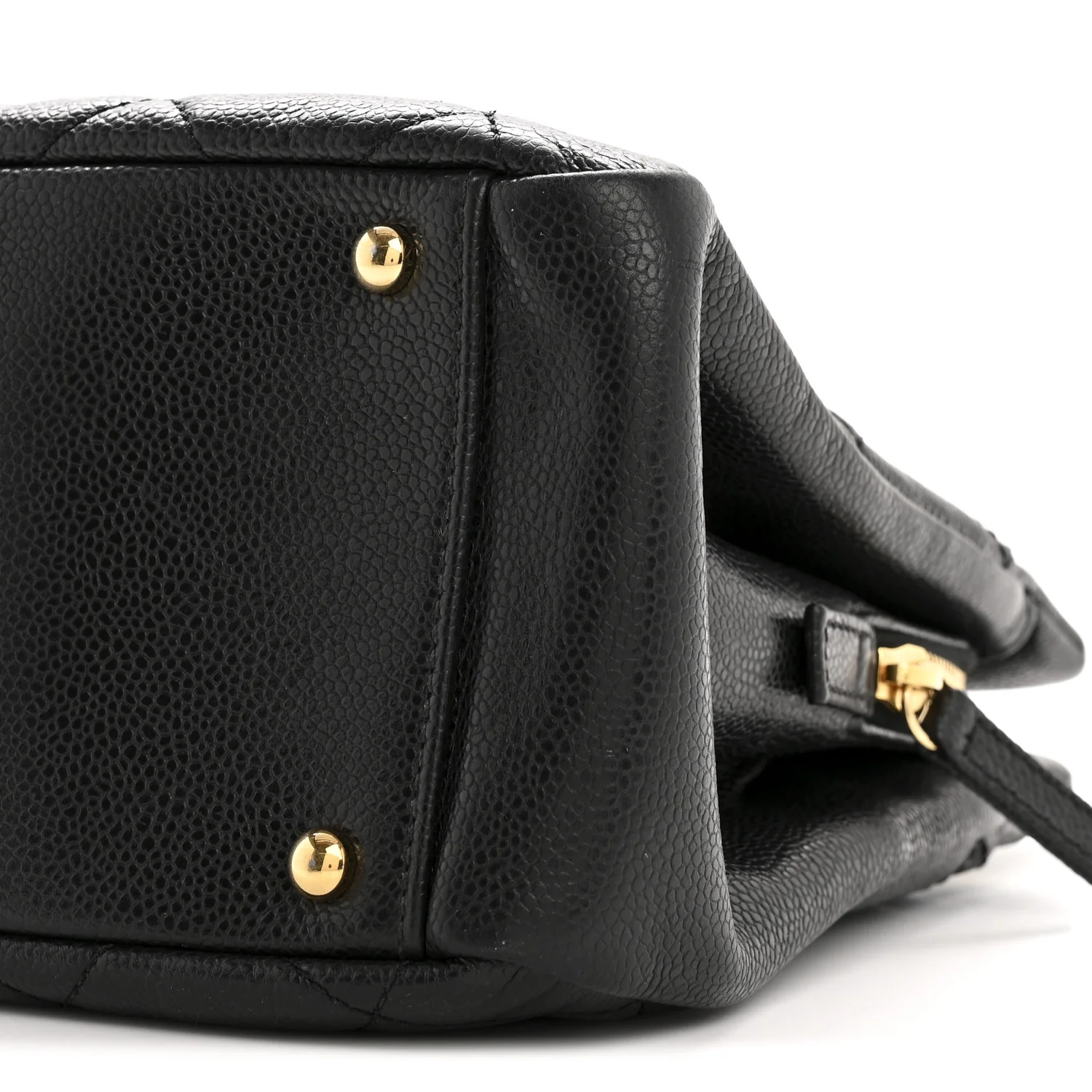 Caviar Quilted CC Timeless Soft Tote Black - Image 10