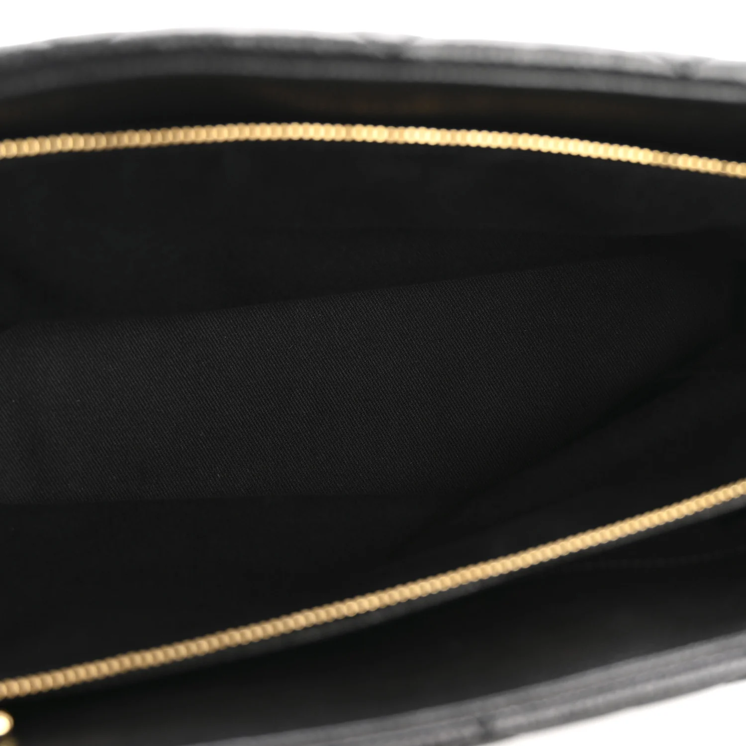 Caviar Quilted CC Timeless Soft Tote Black - Image 5