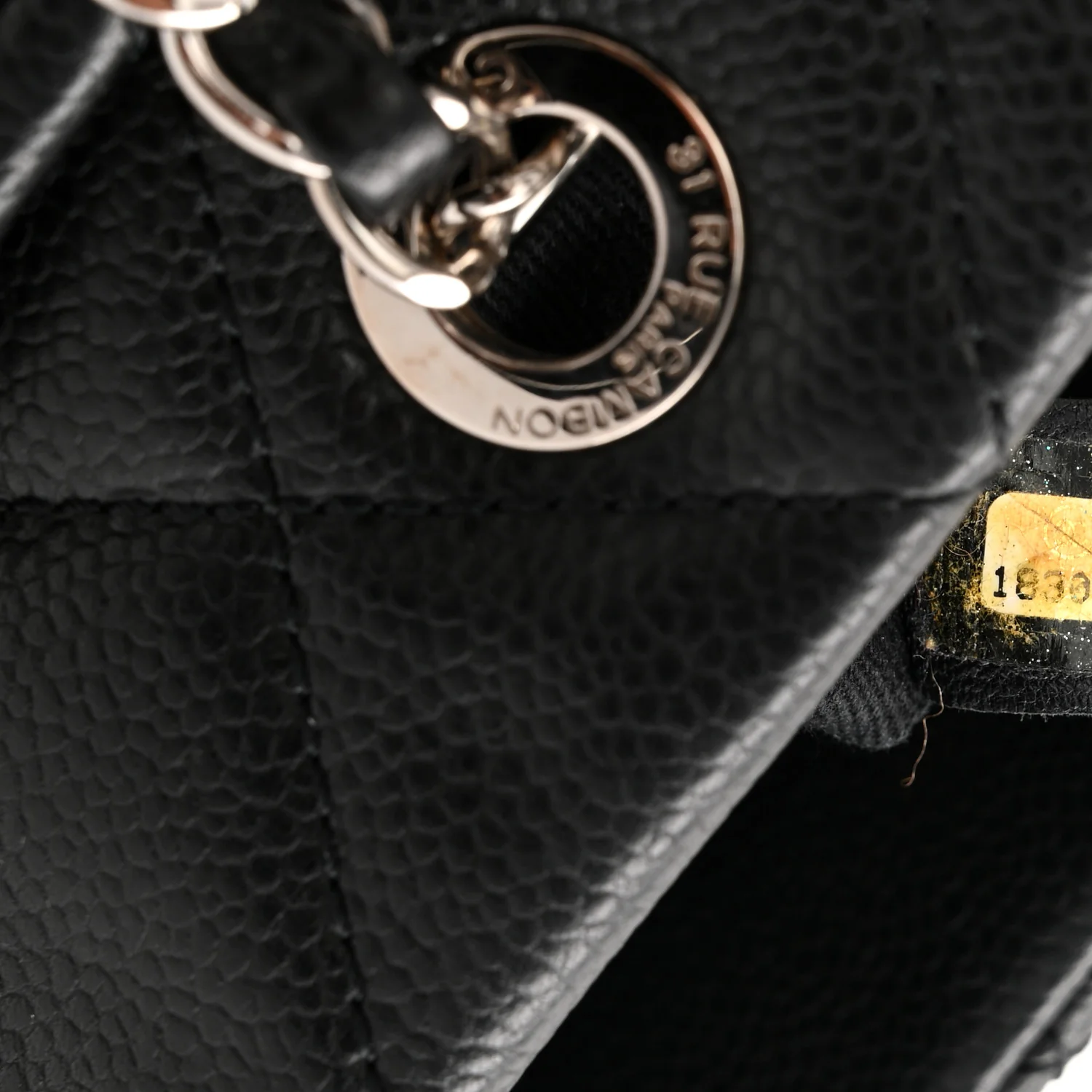 Caviar Quilted CC Timeless Soft Tote Black - Image 8