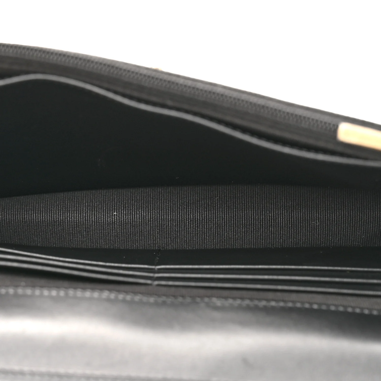 Caviar Quilted CC Turnlock Charm Wallet On Chain WOC Black - Image 5