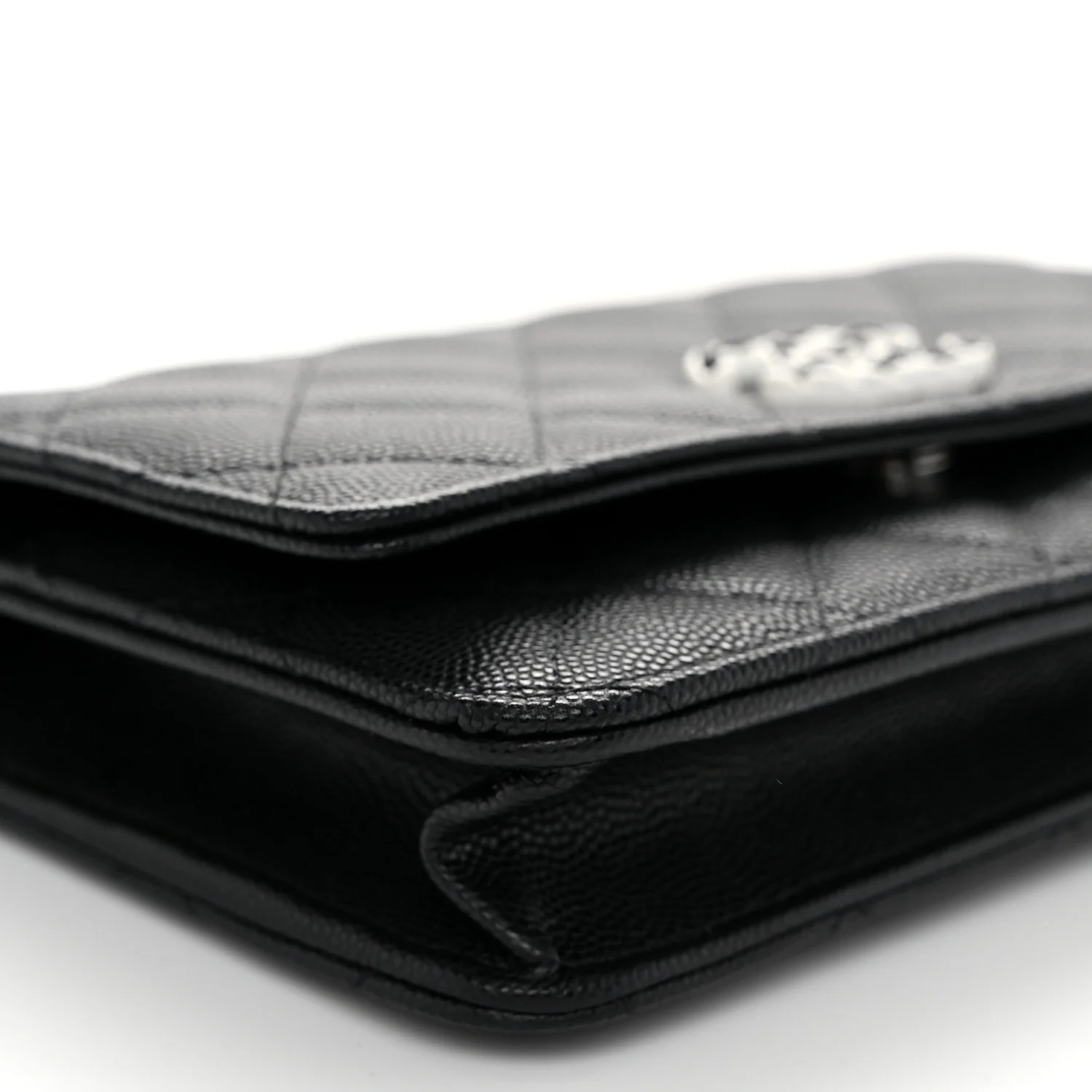 Caviar Quilted Chanel 19 Wallet On Chain WOC Black White - Image 10