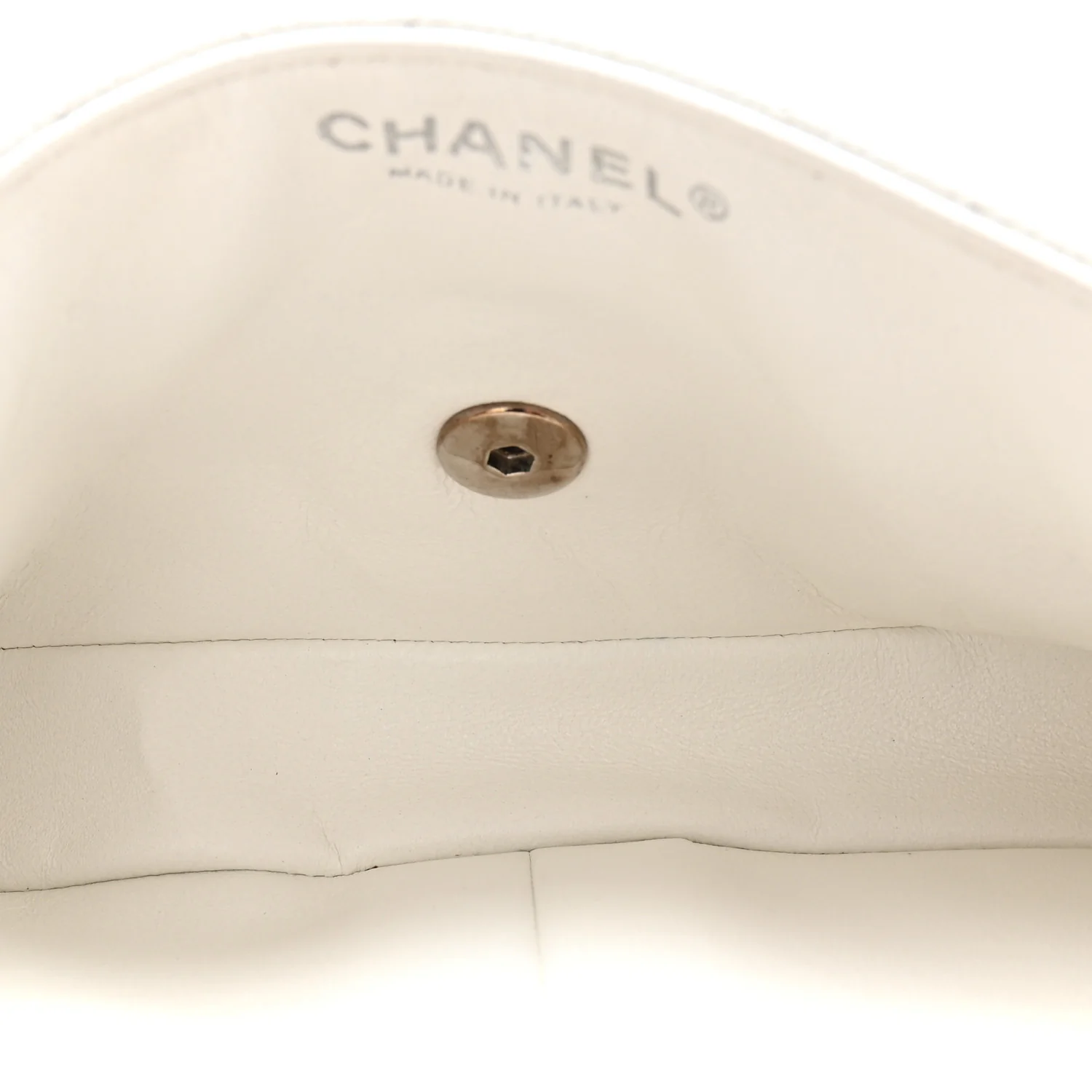 Caviar Quilted East West Flap Bijoux Chain White - Image 4