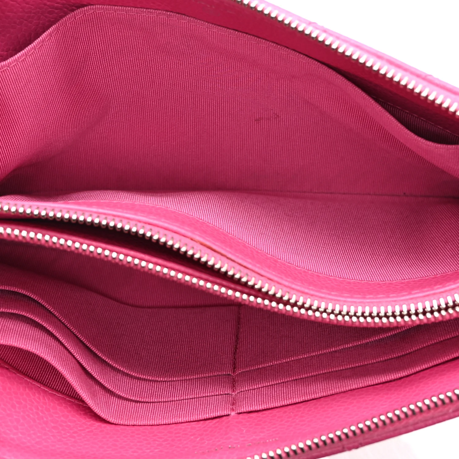 Caviar Quilted Enamel Zipped Clutch  Pink - Image 5