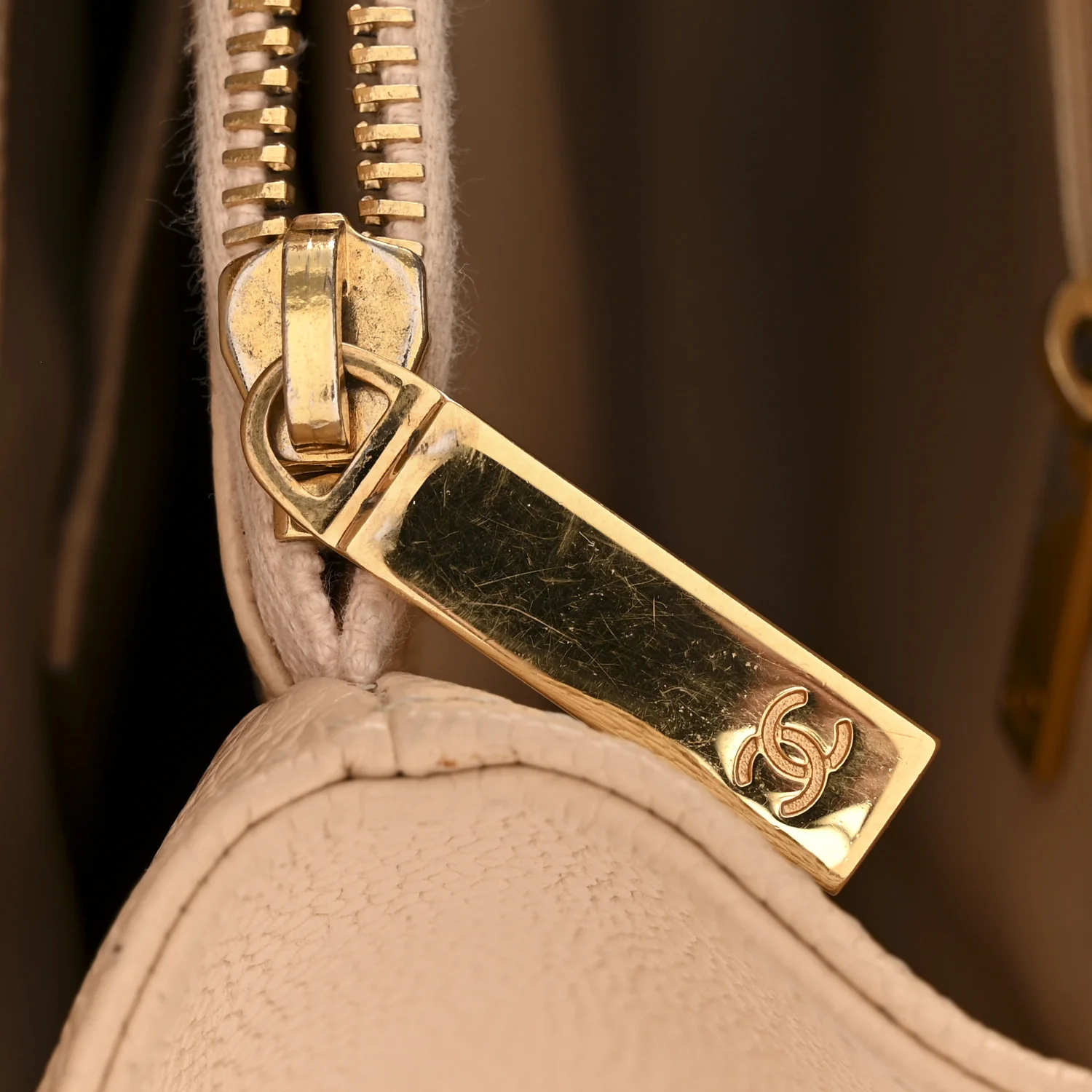 Caviar Quilted Grand Shopping Tote GST Beige - Image 12