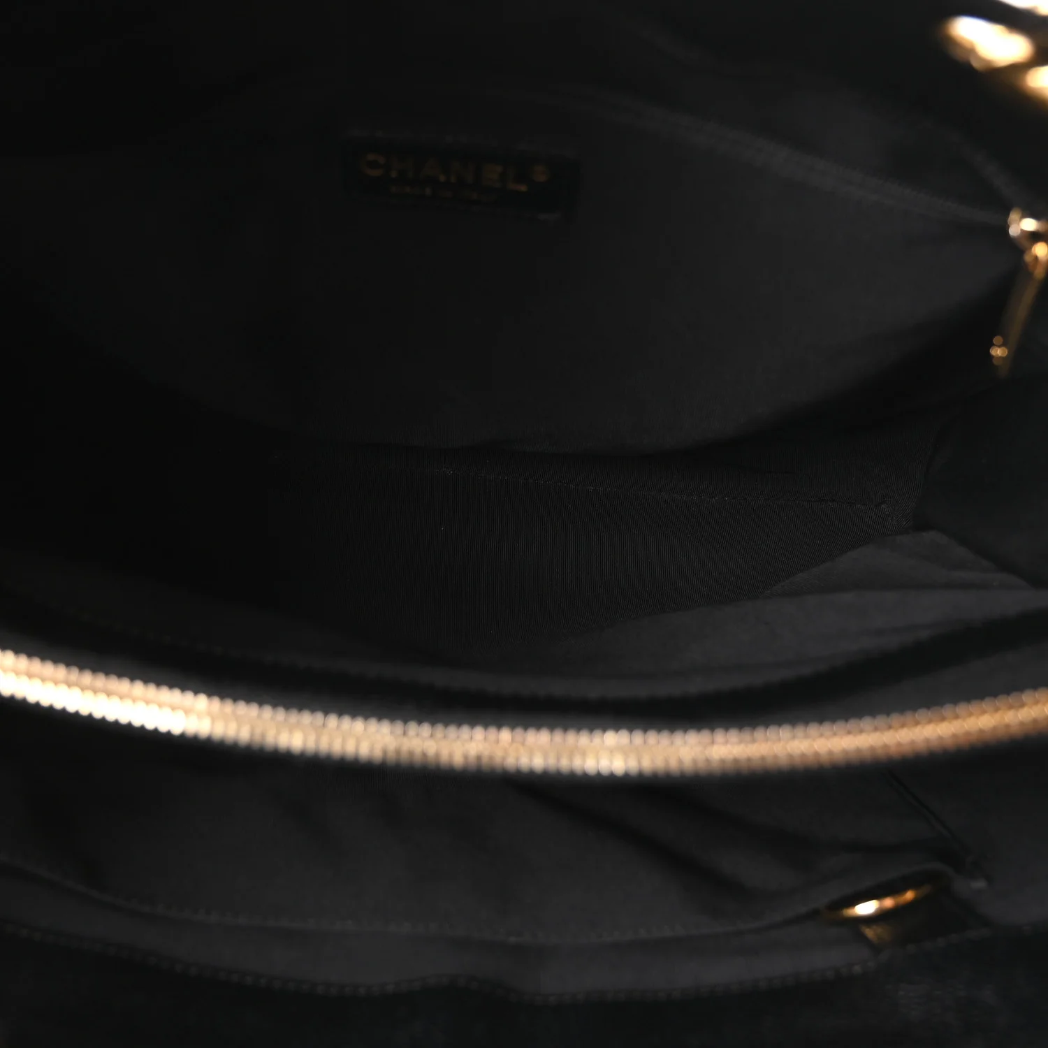 Caviar Quilted Grand Shopping Tote GST Black - Image 5