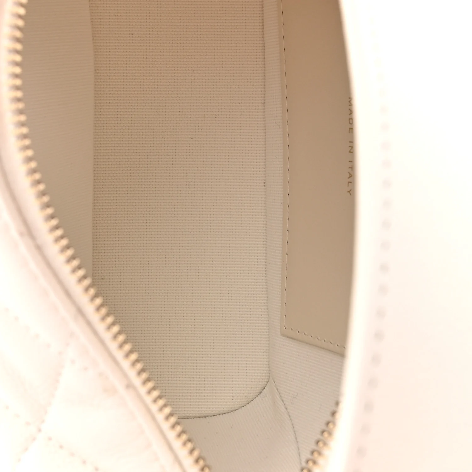 Caviar Quilted Hobo Clutch With Chain White - Image 5