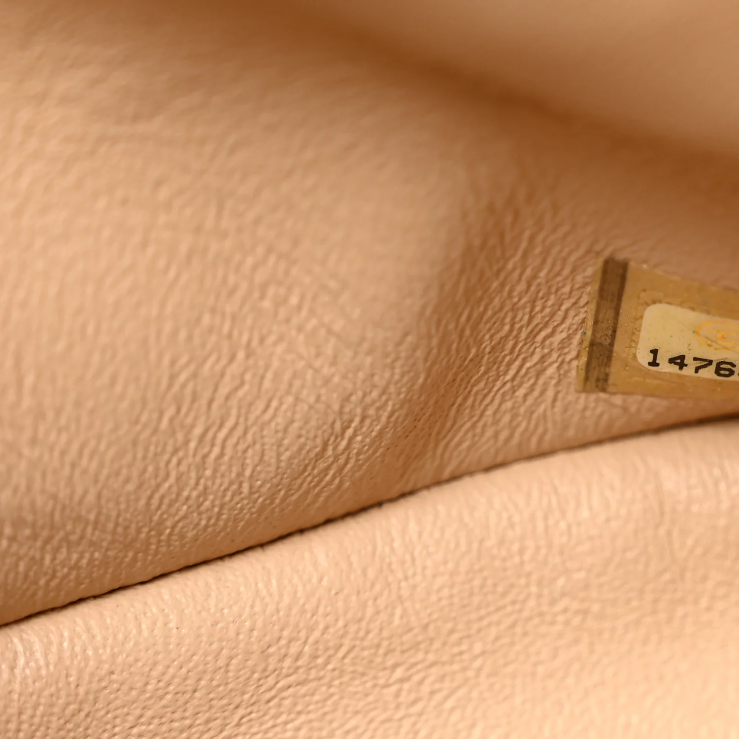 Caviar Quilted Jumbo Double Flap Beige Clair - Image 7