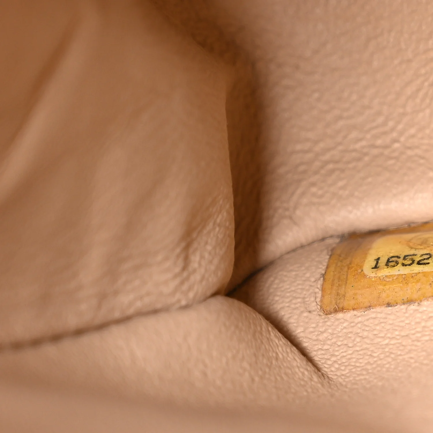 Caviar Quilted Jumbo Double Flap Beige Clair - Image 7