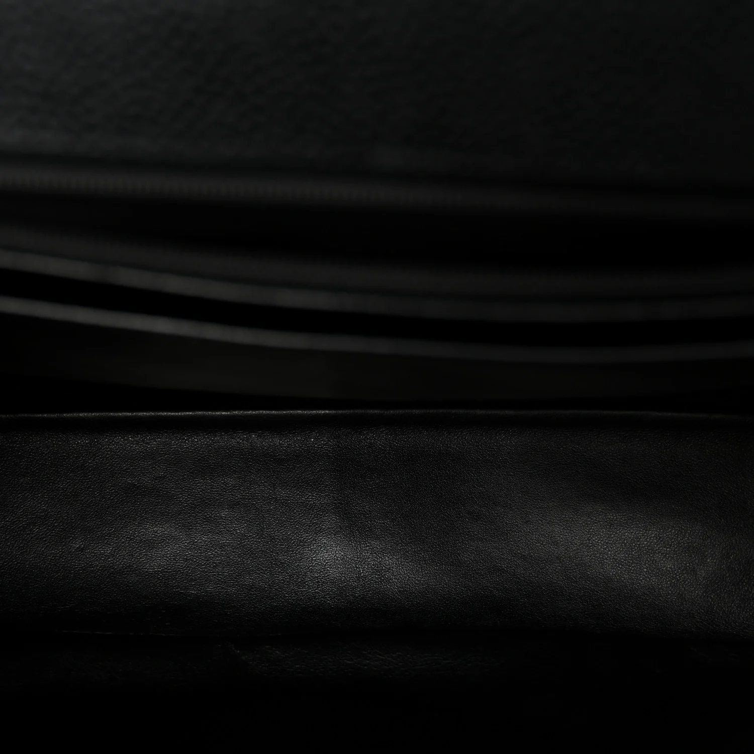 Caviar Quilted Jumbo Single Flap Black - Image 5