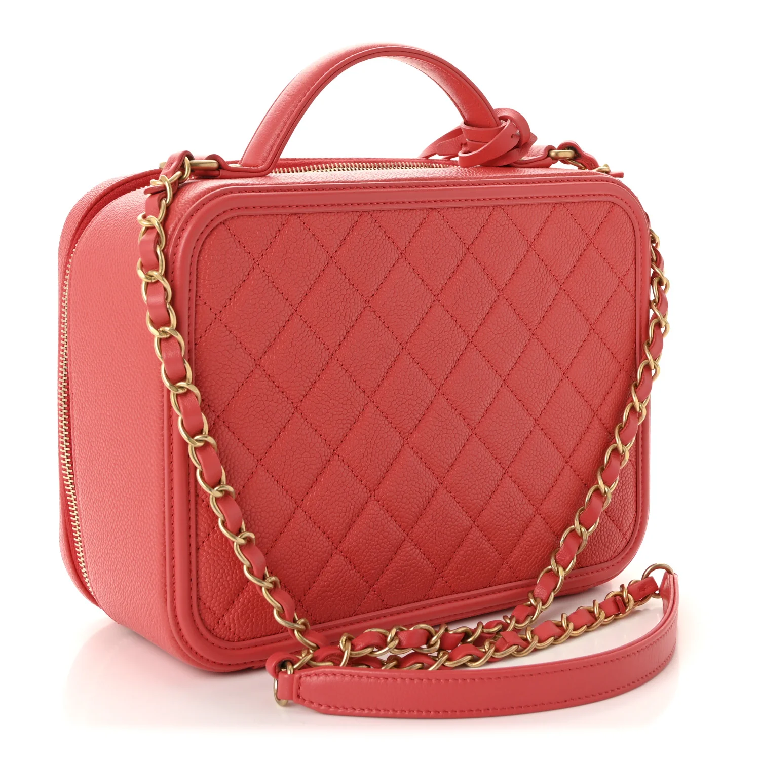 Caviar Quilted Large CC Filigree Vanity Case Coral - Image 3