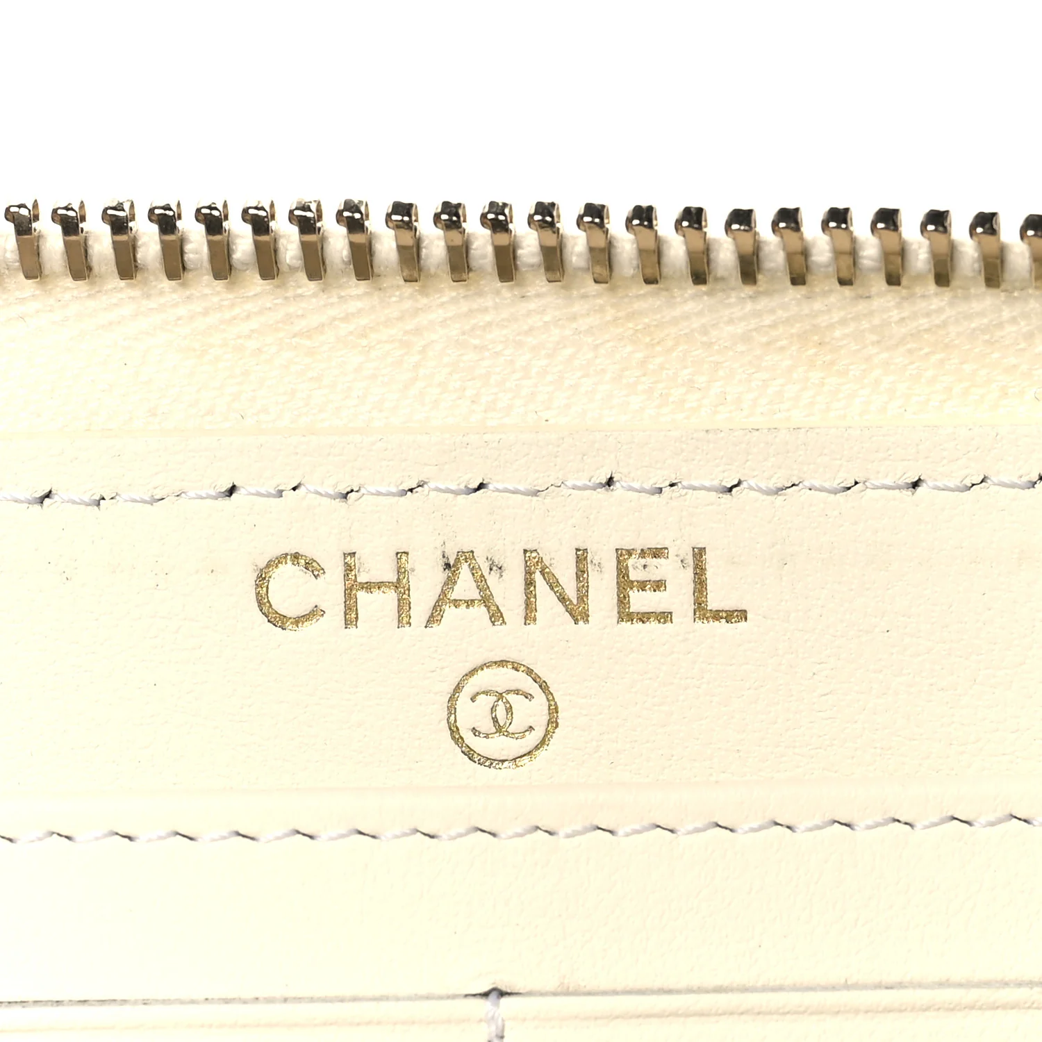 Caviar Quilted Large Gusset Zip Around Wallet White - Image 6