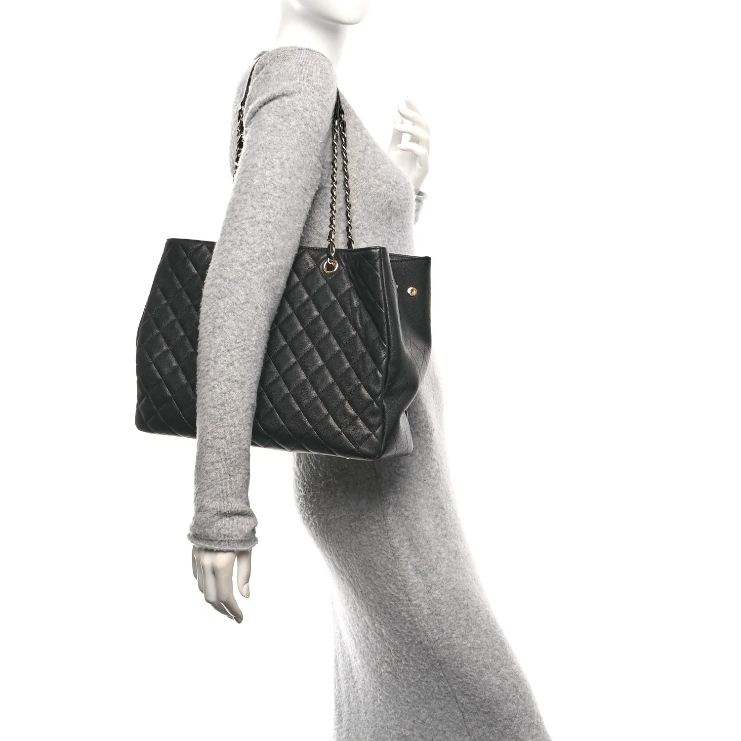 Caviar Quilted Large Shopping Tote Black - Image 3