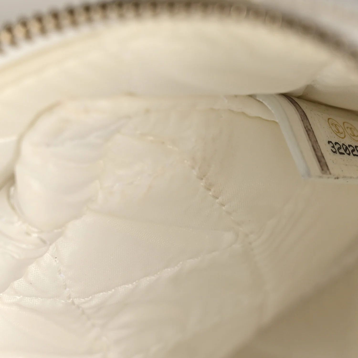 Caviar Quilted Large Vanity Pouch White - Image 7