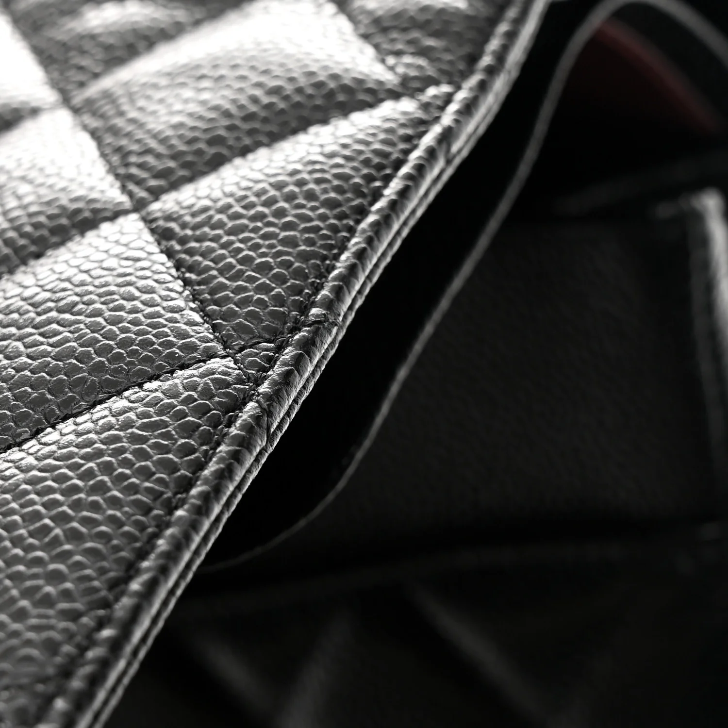 Caviar Quilted Maxi Double Flap Black - Image 22
