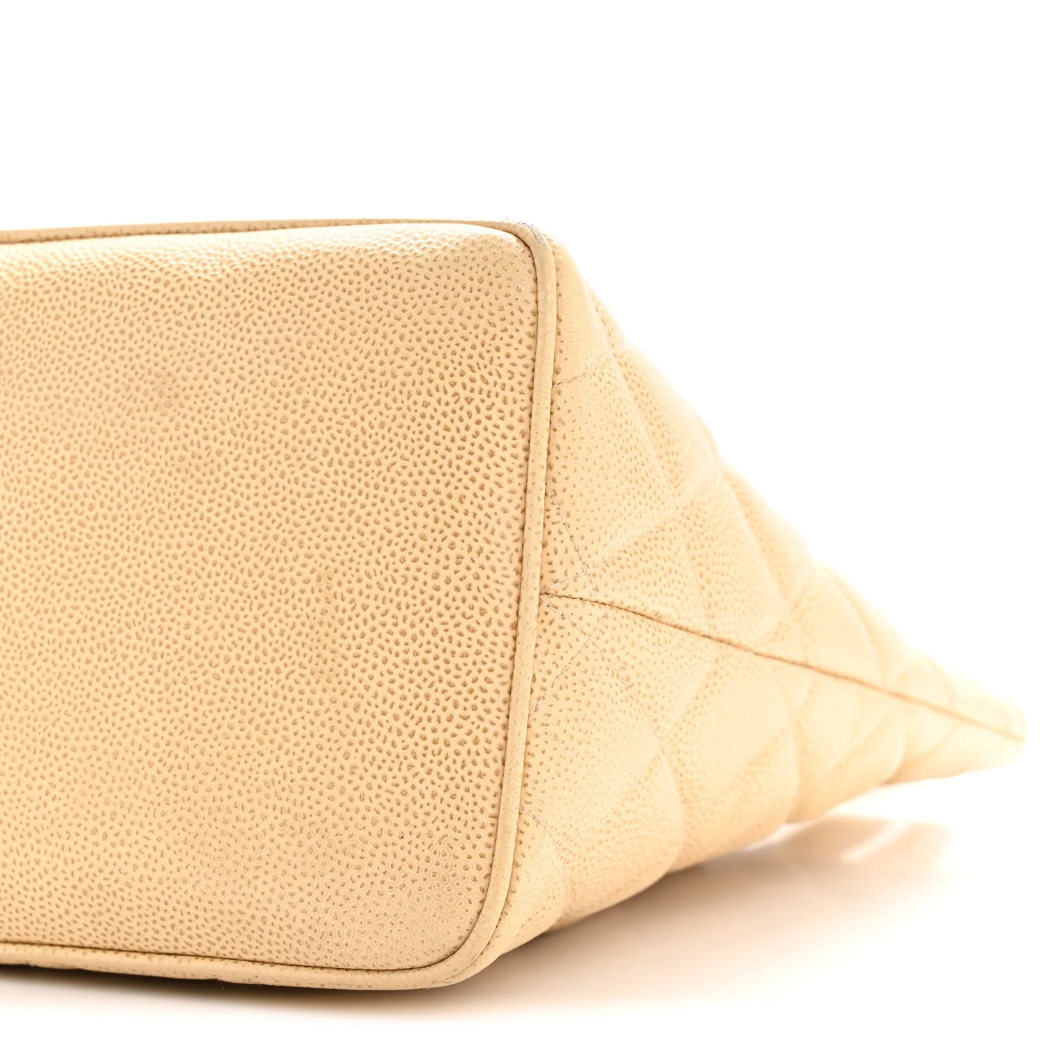 Caviar Quilted Medallion Tote Beige - Image 10