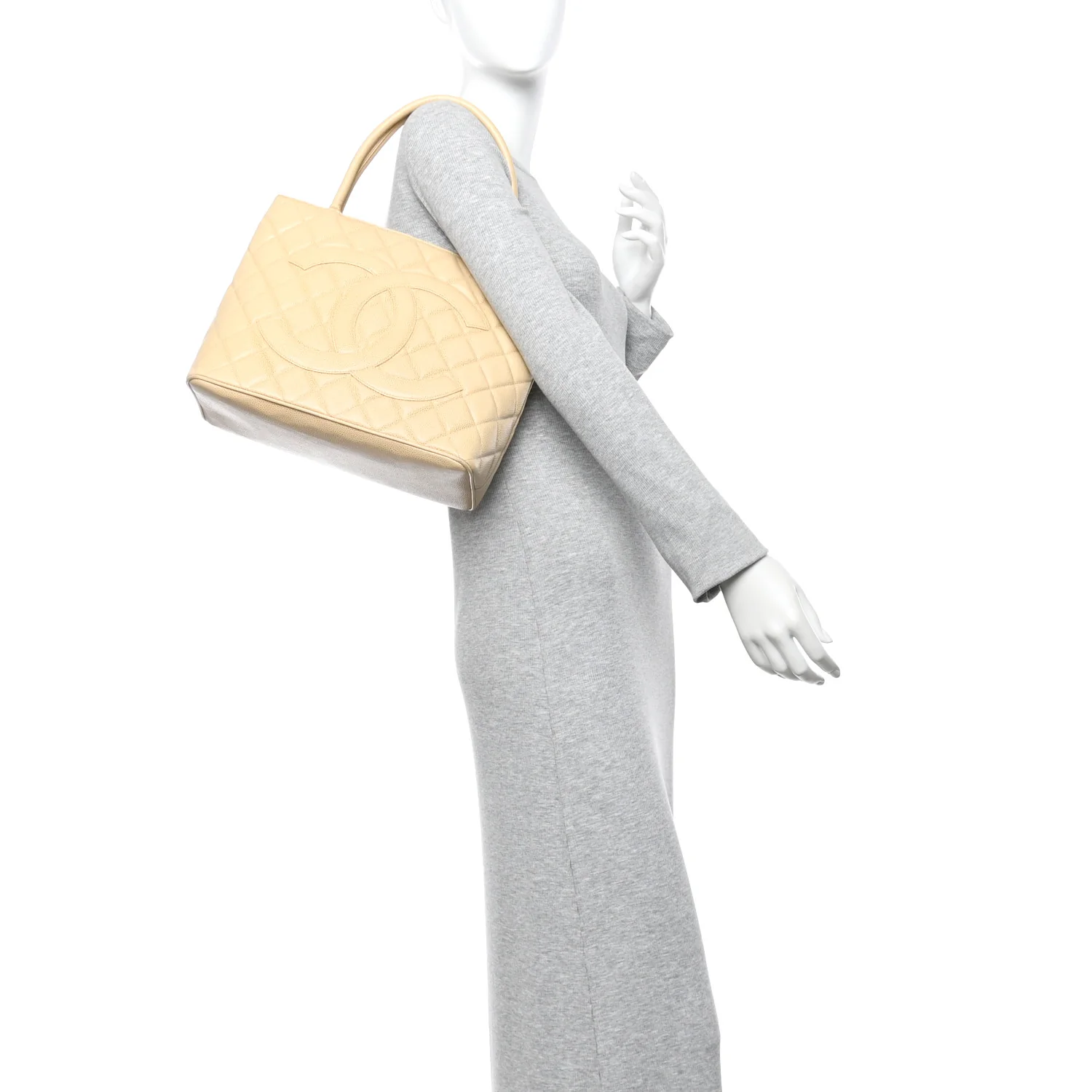 Caviar Quilted Medallion Tote Beige - Image 2