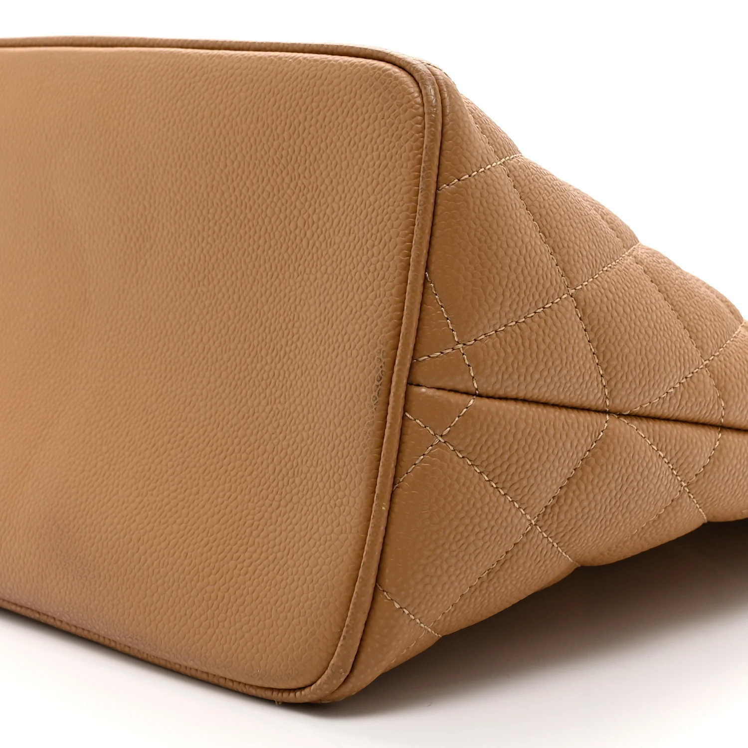 Caviar Quilted Medallion Tote Beige - Image 10