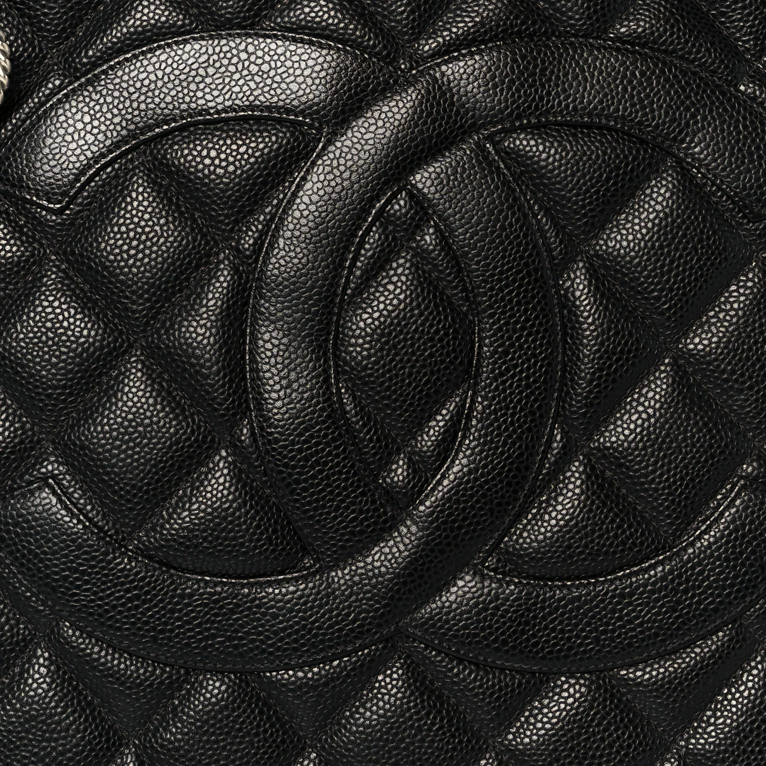 Caviar Quilted Medallion Tote Black - Image 8