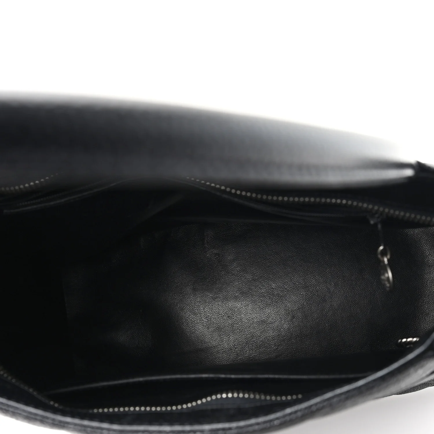 Caviar Quilted Medallion Tote Black - Image 5