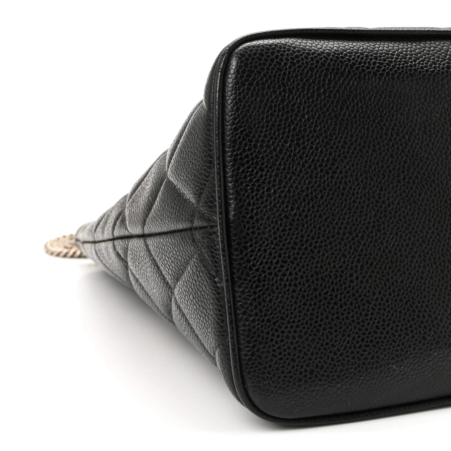Caviar Quilted Medallion Tote Black - Image 9