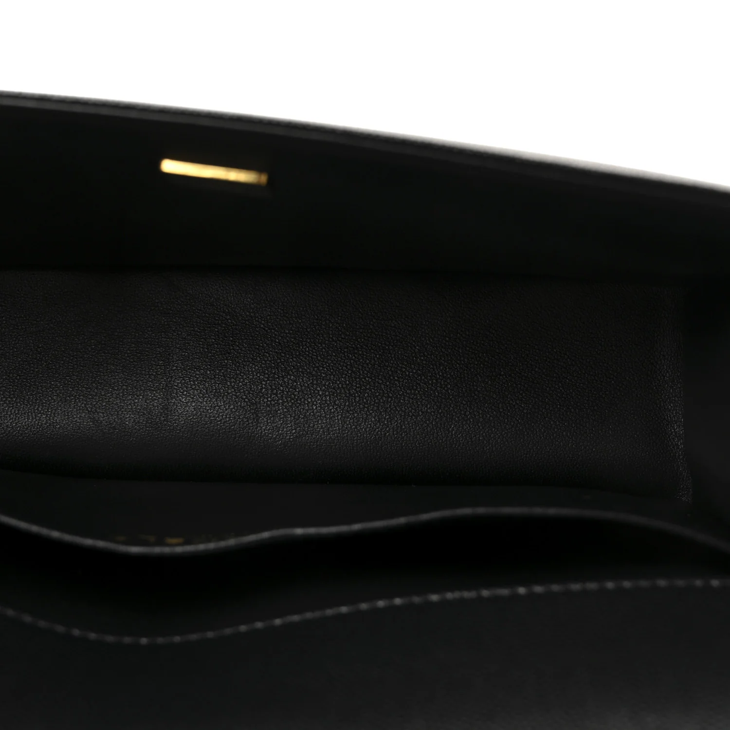 Caviar Quilted Medium Boy Flap Black - Image 5