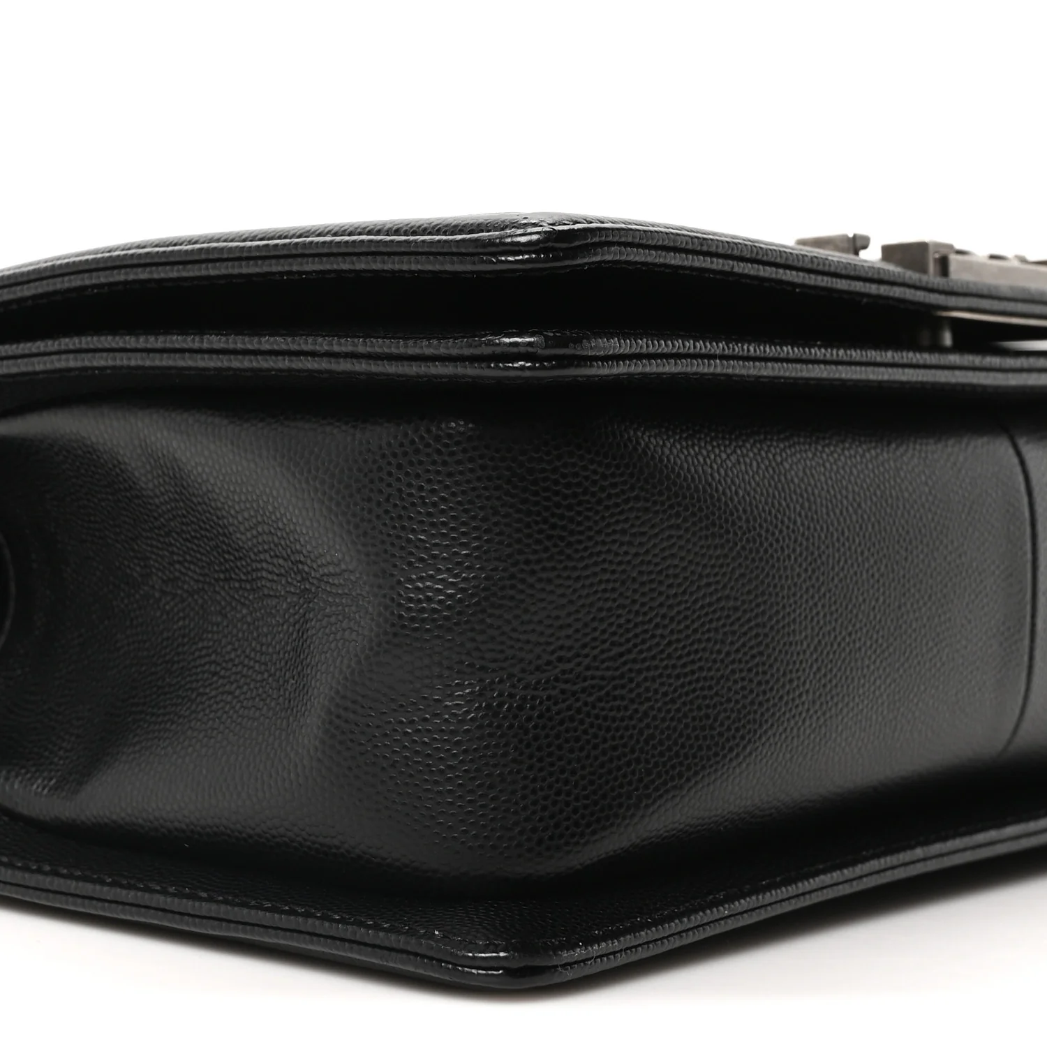 Caviar Quilted Medium Boy Flap Black - Image 8
