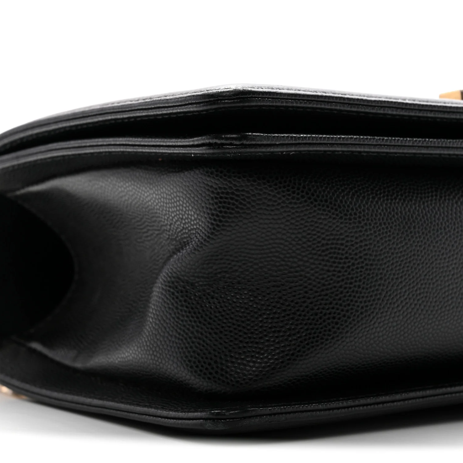 Caviar Quilted Medium Boy Flap Black - Image 9