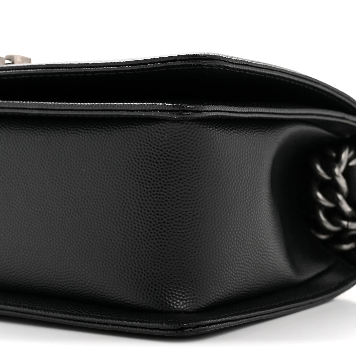 Caviar Quilted Medium Boy Flap Black - Image 9