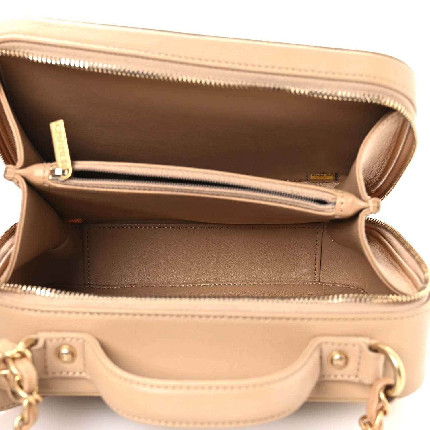 Caviar Quilted Medium CC Filigree Vanity Case Beige - Image 5