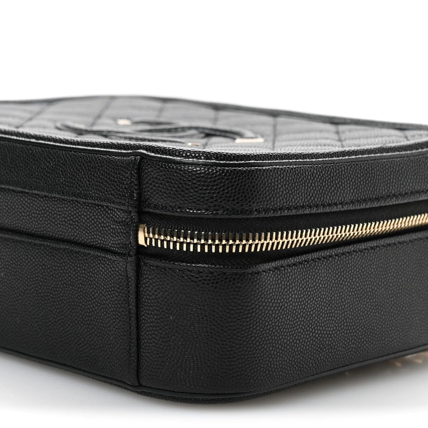 Caviar Quilted Medium CC Filigree Vanity Case Black - Image 10