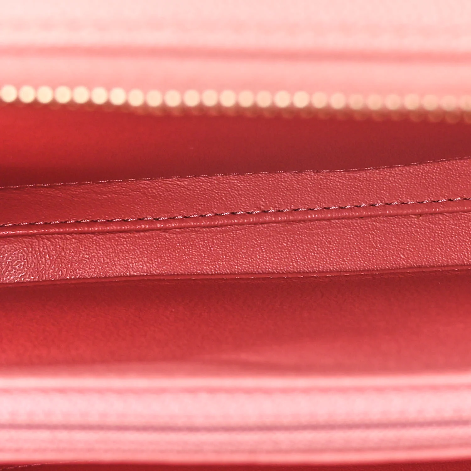 Caviar Quilted Medium CC Filigree Vanity Case Rose Pink - Image 5