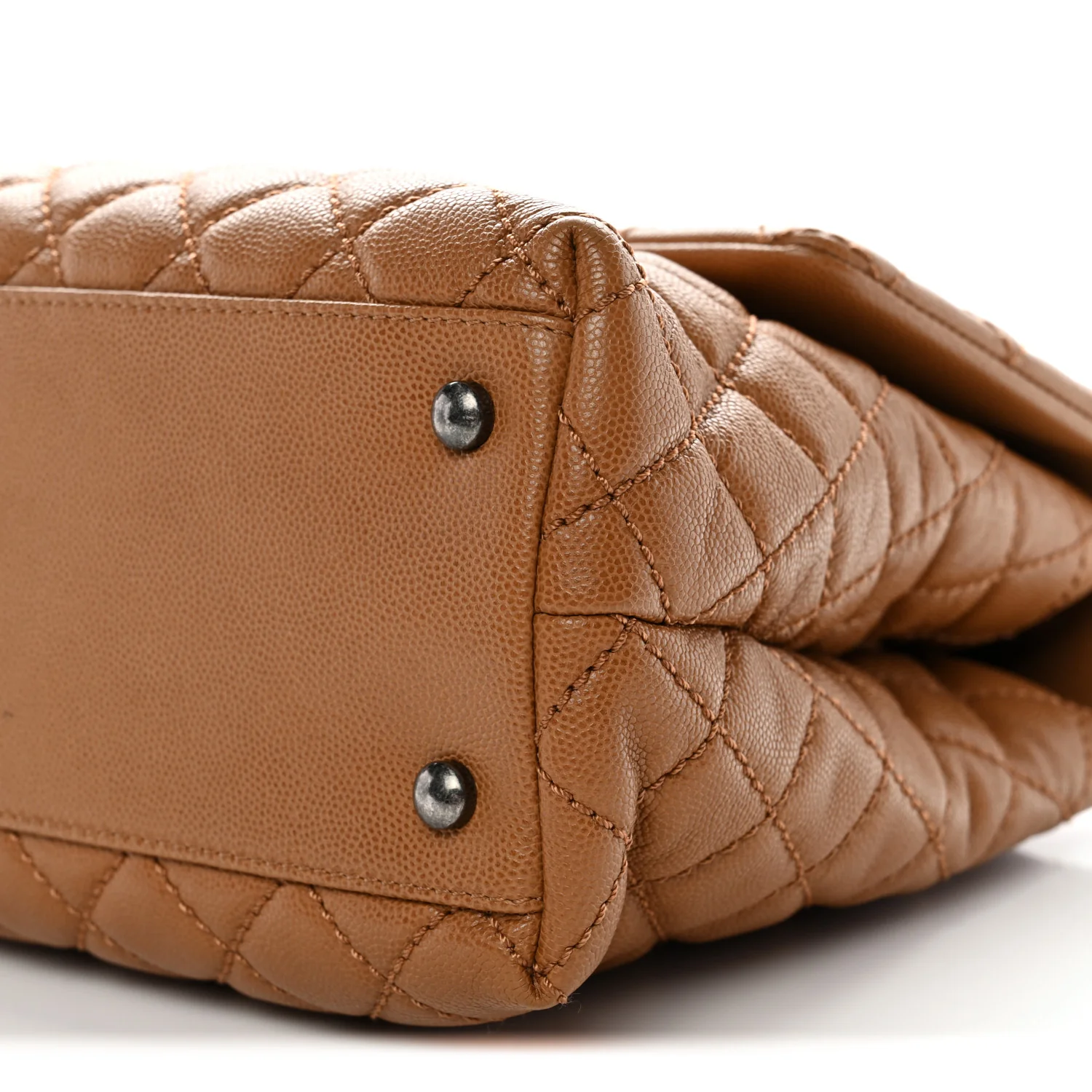 Caviar Quilted Medium Coco Handle Flap Camel - Image 10