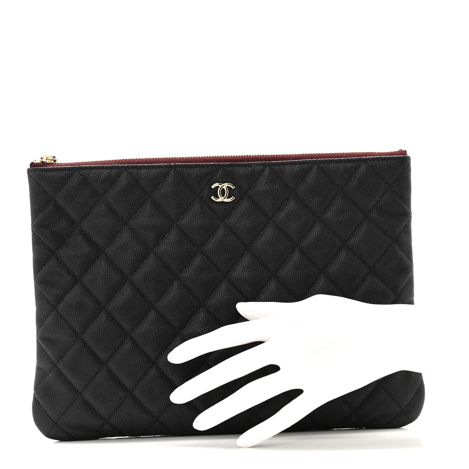 Caviar Quilted Medium Cosmetic Case Black - Image 4
