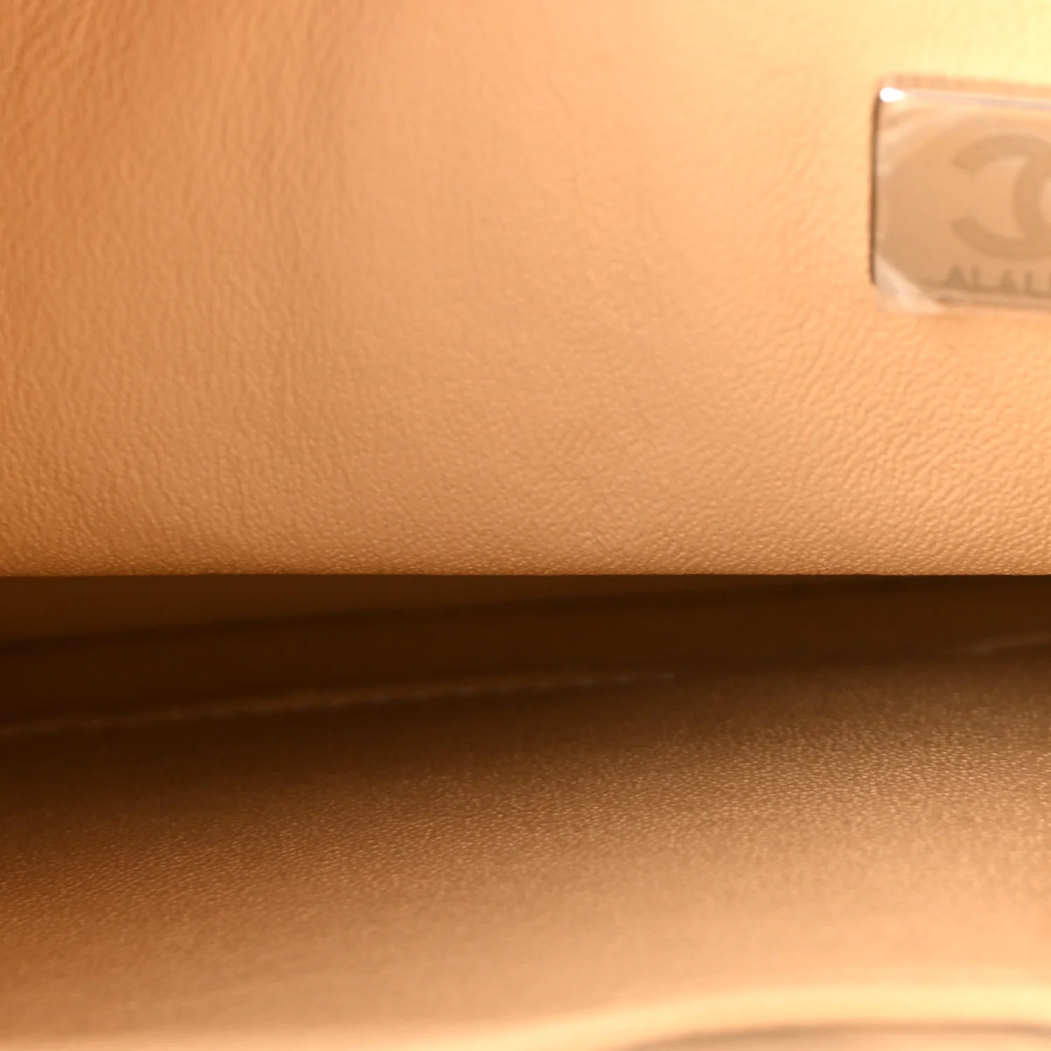 Caviar Quilted Medium Double Flap Beige Clair - Image 7