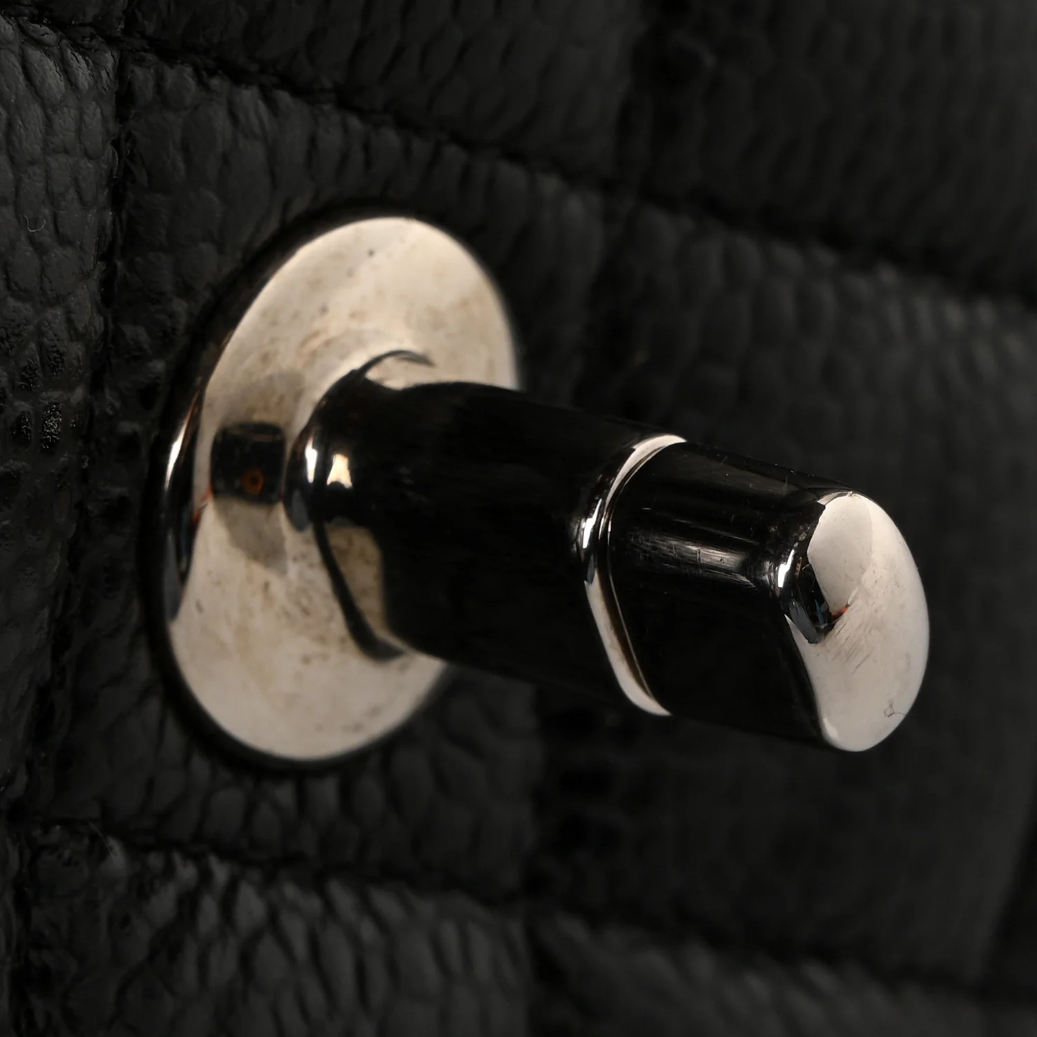 Caviar Quilted Medium Double Flap Black - Image 36
